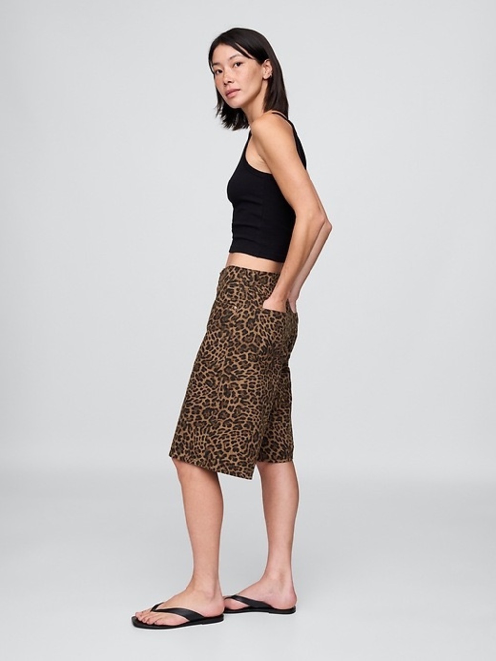 GAP 11" Mid Rise Denim Leopard Longline Shorts 24 / 00